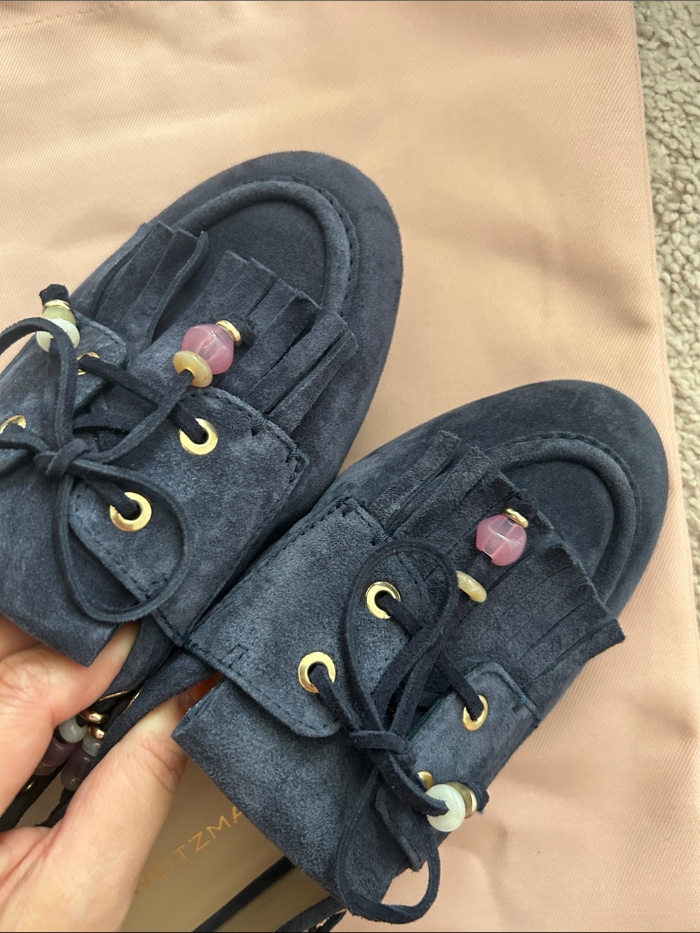 Stuart Weitzman Moccasin mule. Fit 7.5 - Picture 4 of 11